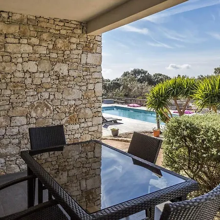 Holiday home L'albitru
