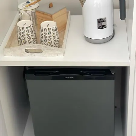 拉尔比特鲁旅馆